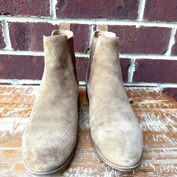 Steve Madden Dover Suede Leather Boots - Picture 2 of 8